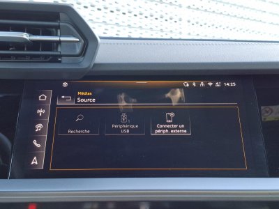 Audi A3 Sportback TFSI Mild Hybrid 116 S tronic 7 S line - 29