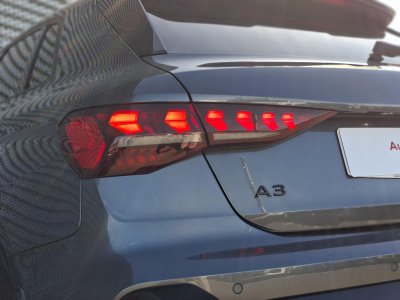 Audi A3 Sportback TFSI Mild Hybrid 116 S tronic 7 S line - 47