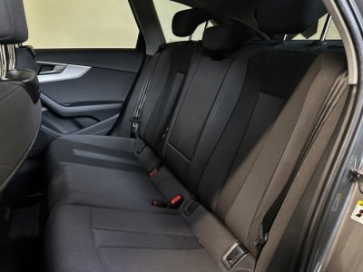 Audi A4 Avant B9 30 TDI 136ch Business line S tronic 7   - 10