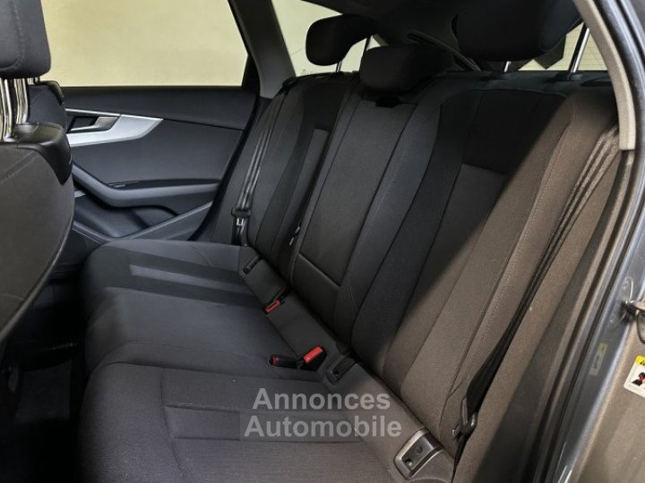 Audi A4 Avant B9 30 TDI 136ch Business line S tronic 7 - 10