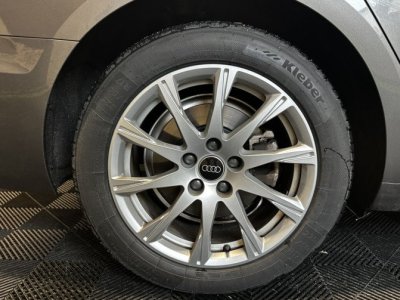 Audi A4 Avant B9 30 TDI 136ch Business line S tronic 7   - 16