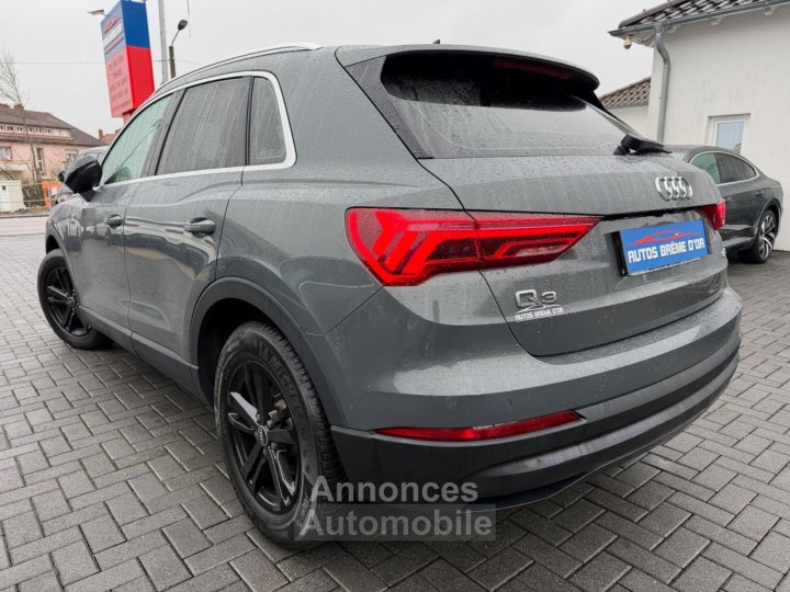 Audi Q3 399/mois GARANTIE 6 ANS 20 TDI 150ch S tronic 7 Gris Nano Pack BLACK FullLED CAMERA VIRTUAL-Cockpit AppleCarPlay AndroidAuto GPS 1&egrave;re MAIN Entretien - 4