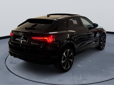 Audi Q3 TFSI e 245ch S tronic 6   - 6