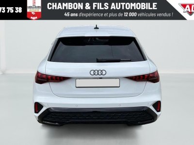 Audi A3 Sportback NOUVELLE 45 TFSI E HYBRIDE RECHARGEABLE 272 S tronic 6 S line   - 6