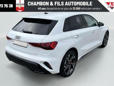 Audi A3 Sportback NOUVELLE 45 TFSI E HYBRIDE RECHARGEABLE 272 S tronic 6 S line   - 7