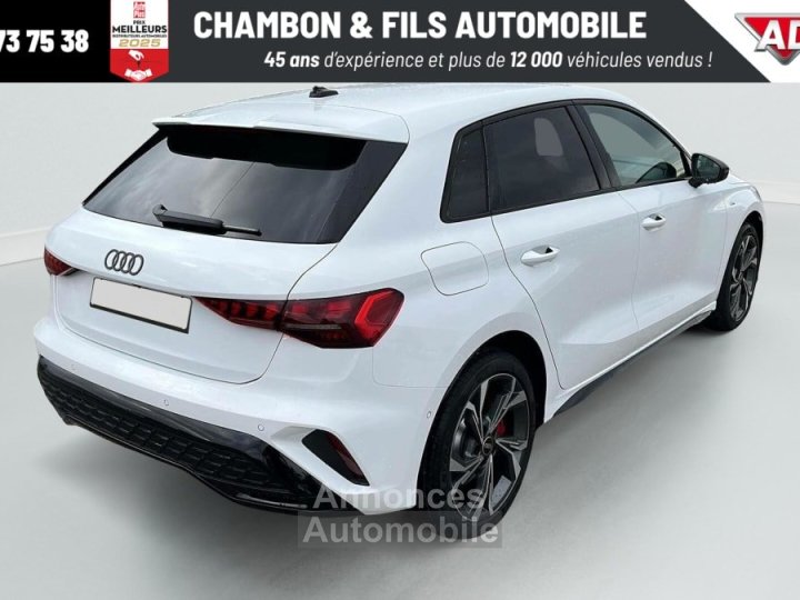 Audi A3 Sportback NOUVELLE 45 TFSI E HYBRIDE RECHARGEABLE 272 S tronic 6 S line - 7