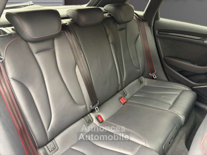 Audi RS3 Sportback 25TFSI Quattro S tronic - 11