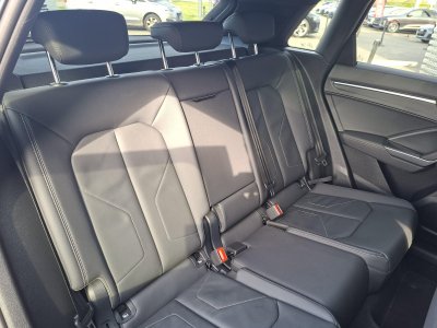 Audi Q3 35 TFSI 150 ch S tronic 7 S line plus   - 9