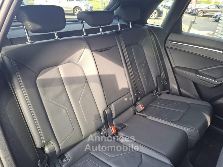Audi Q3 35 TFSI 150 ch S tronic 7 S line plus - 9