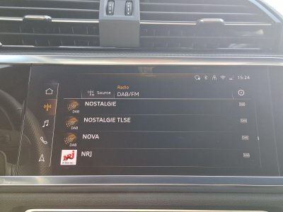 Audi Q3 35 TFSI 150 ch S tronic 7 S line plus   - 49