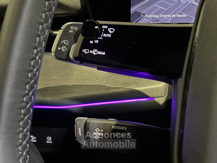 Audi Q3 HYBRIDE e-hybrid 272 ch S tronic 6 S line - 12