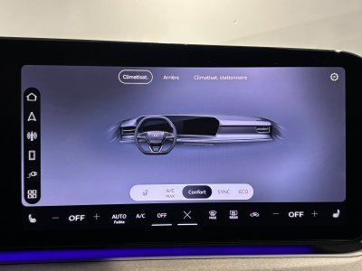 Audi Q3 HYBRIDE e-hybrid 272 ch S tronic 6 S line   - 15