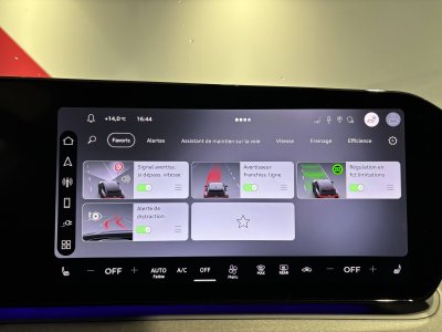 Audi Q3 HYBRIDE e-hybrid 272 ch S tronic 6 S line   - 19