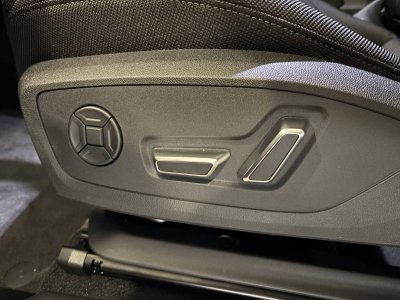 Audi Q3 HYBRIDE e-hybrid 272 ch S tronic 6 S line   - 23