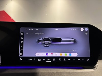 Audi Q3 HYBRIDE e-hybrid 272 ch S tronic 6 S line   - 26