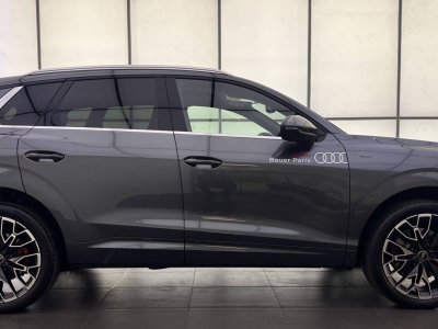 Audi Q3 HYBRIDE e-hybrid 272 ch S tronic 6 S line   - 8