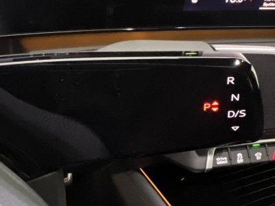 Audi Q3 HYBRIDE e-hybrid 272 ch S tronic 6 S line   - 26