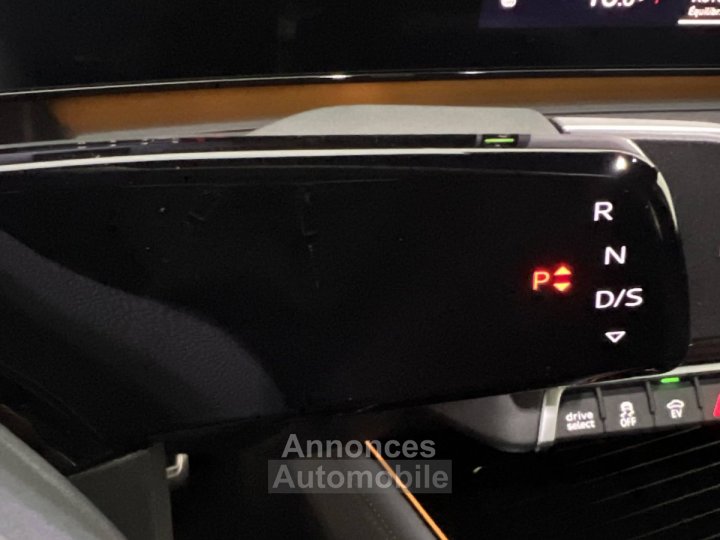 Audi Q3 HYBRIDE e-hybrid 272 ch S tronic 6 S line - 26