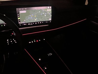 Audi Q3 HYBRIDE e-hybrid 272 ch S tronic 6 S line   - 32