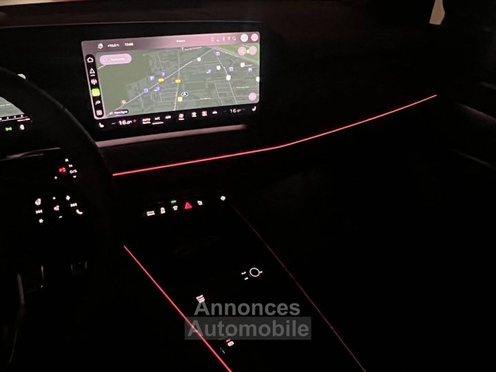 Audi Q3 HYBRIDE e-hybrid 272 ch S tronic 6 S line - 32