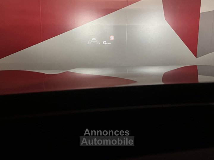 Audi Q3 HYBRIDE e-hybrid 272 ch S tronic 6 S line - 33