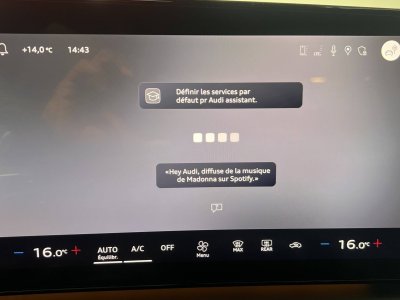 Audi Q3 HYBRIDE e-hybrid 272 ch S tronic 6 S line   - 39