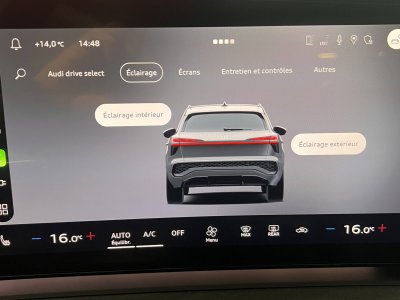 Audi Q3 HYBRIDE e-hybrid 272 ch S tronic 6 S line   - 41