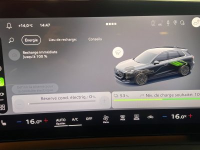 Audi Q3 HYBRIDE e-hybrid 272 ch S tronic 6 S line   - 59