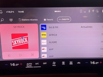 Audi Q3 HYBRIDE e-hybrid 272 ch S tronic 6 S line   - 65