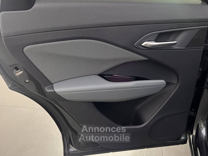 Audi Q3 HYBRIDE e-hybrid 272 ch S tronic 6 S line - 73