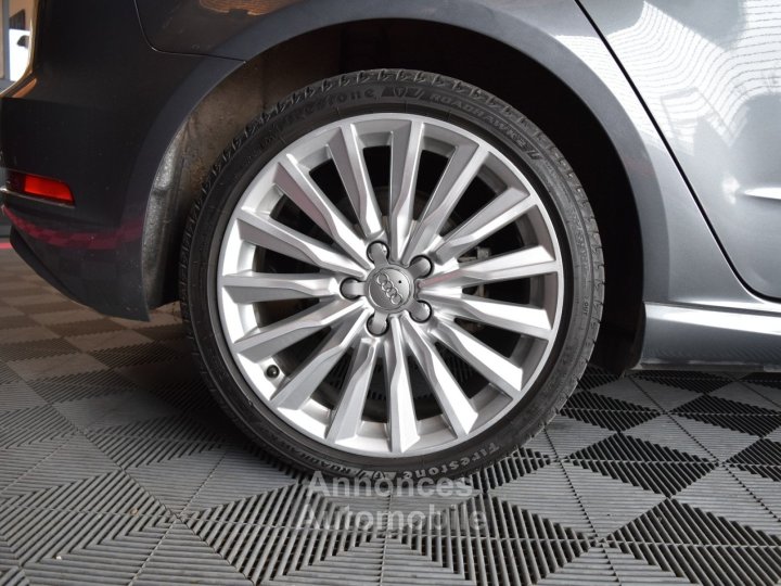 Audi A3 Sportback 14 TFSI e-tron 204 Ambition Luxe S tronic 6 - 12