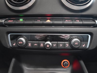 Audi A3 Sportback 14 TFSI e-tron 204 Ambition Luxe S tronic 6 - 33