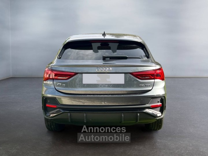 Audi Q3 35 TDI 150ch S line S tronic 7 *Suivi d'entretien complet / 1&egrave;re main* - 4
