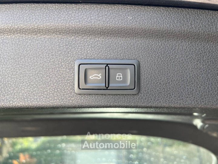 Audi Q3 35 TDI 150ch S line S tronic 7 *Suivi d'entretien complet / 1&egrave;re main* - 24