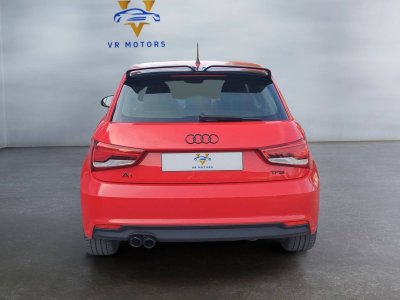 Audi A1 14 TFSI 125ch Ambition Luxe S tronic 7 ** DISTRIBUTION FAITES RECEMMENT / ENTRETIEN SUIVI / TOIT OUVRANT / BOITE AUTOMATIQUE **   - 4