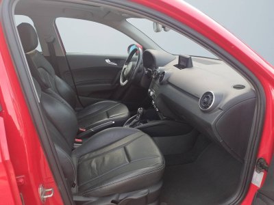 Audi A1 14 TFSI 125ch Ambition Luxe S tronic 7 ** DISTRIBUTION FAITES RECEMMENT / ENTRETIEN SUIVI / TOIT OUVRANT / BOITE AUTOMATIQUE **   - 9