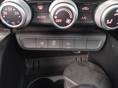 Audi A1 14 TFSI 125ch Ambition Luxe S tronic 7 ** DISTRIBUTION FAITES RECEMMENT / ENTRETIEN SUIVI / TOIT OUVRANT / BOITE AUTOMATIQUE **   - 17