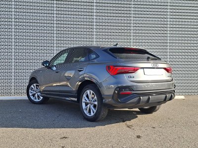 Audi Q3 Sportback 45 TFSIe 245 ch S tronic 6 S line   - 4