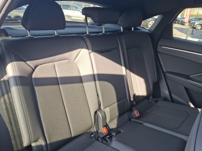 Audi Q3 Sportback 45 TFSIe 245 ch S tronic 6 S line   - 8
