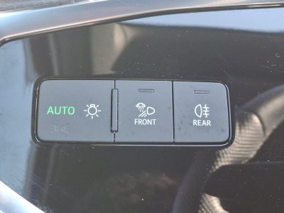 Audi Q3 Sportback 45 TFSIe 245 ch S tronic 6 S line   - 9