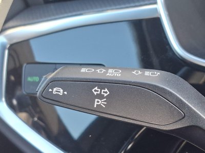 Audi Q3 Sportback 45 TFSIe 245 ch S tronic 6 S line   - 12