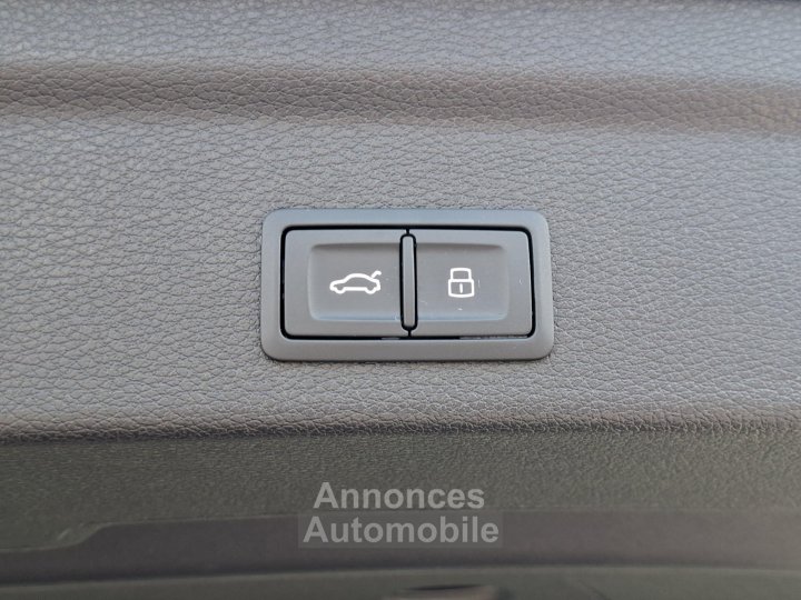 Audi Q3 Sportback 45 TFSIe 245 ch S tronic 6 S line - 36