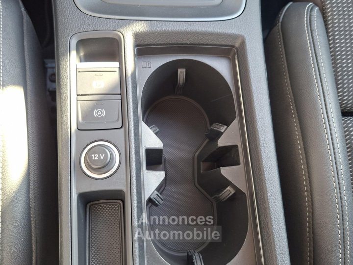 Audi Q3 Sportback 45 TFSIe 245 ch S tronic 6 S line - 40
