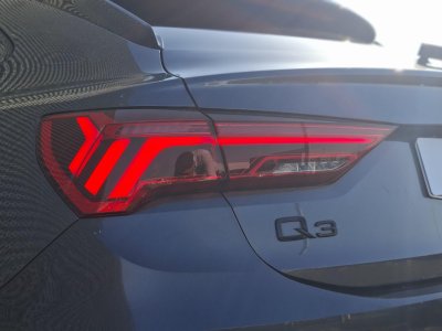 Audi Q3 Sportback 45 TFSIe 245 ch S tronic 6 S line   - 44