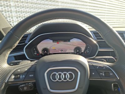 Audi Q3 Sportback 45 TFSIe 245 ch S tronic 6 S line   - 46