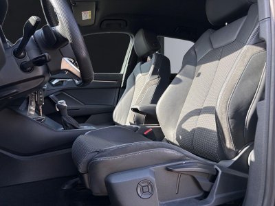 Audi Q3 45 TFSIe 245 ch S tronic 6 S line   - 14