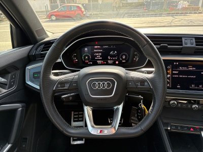 Audi Q3 45 TFSIe 245 ch S tronic 6 S line   - 16