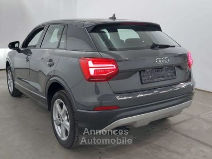 Audi Q2 14 TFSI COD 150 ch S tronic 7 Design - 3