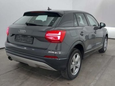 Audi Q2 14 TFSI COD 150 ch S tronic 7 Design   - 4