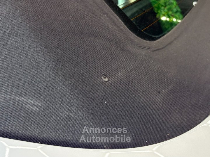 Audi TT ROADSTER 18T 180 ch ~ Si&egrave;ges chauffants ~ Bose ~ Distrib OK ~ Embrayage neuf ~ 100 % Ethanol ~ Rien &agrave; pr&eacute;voir ~ Clim auto - 42